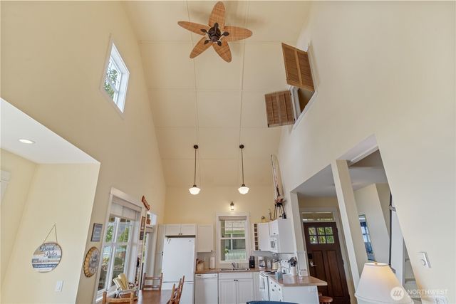 117 Barefoot Lane, Oroville, WA 98844