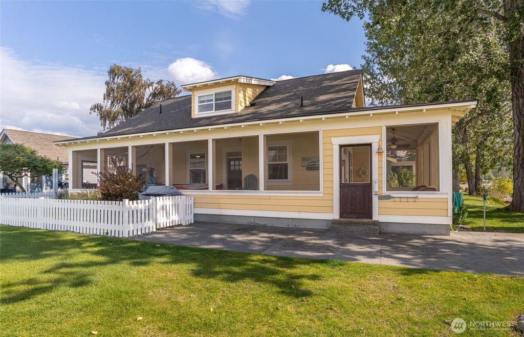 117 Barefoot Lane, Oroville, WA 98844