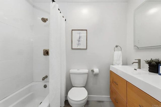 8135 Whelan Dr, San Diego, CA 92119