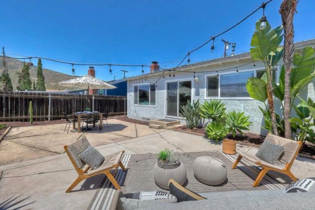 8135 Whelan Dr, San Diego, CA 92119