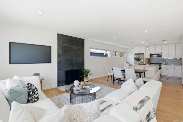 8135 Whelan Dr, San Diego, CA 92119