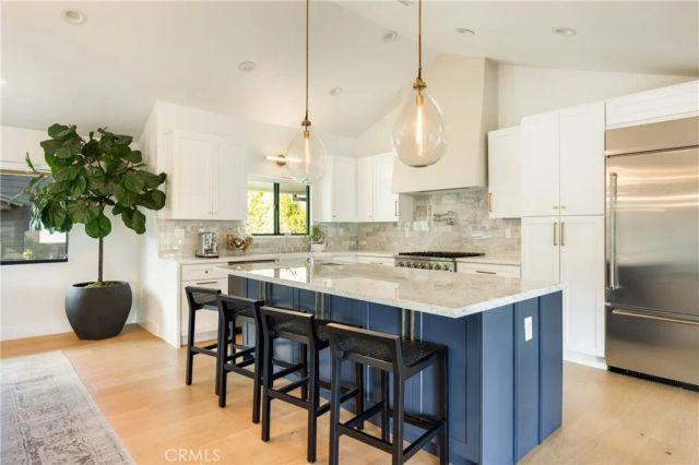 4234 Alhama Drive, Woodland Hills, CA 91364