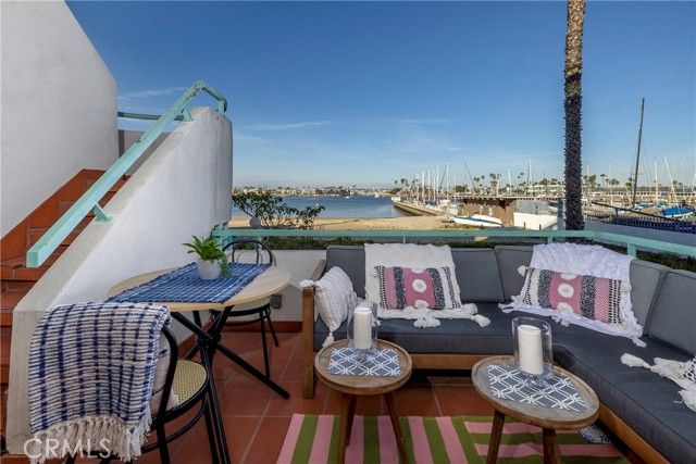 6911 E Ocean, Long Beach, CA 90803