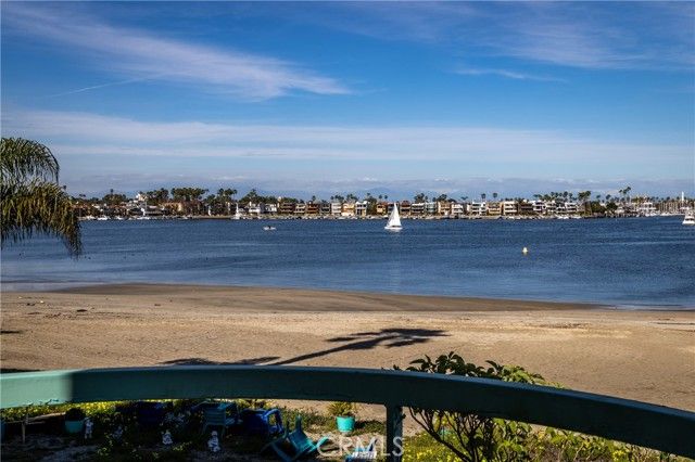 6911 E Ocean, Long Beach, CA 90803