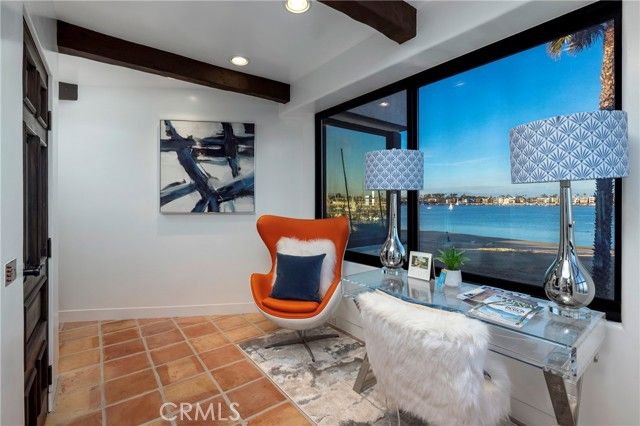 6911 E Ocean, Long Beach, CA 90803