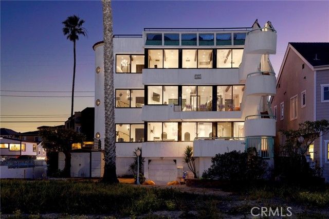 6911 E Ocean, Long Beach, CA 90803