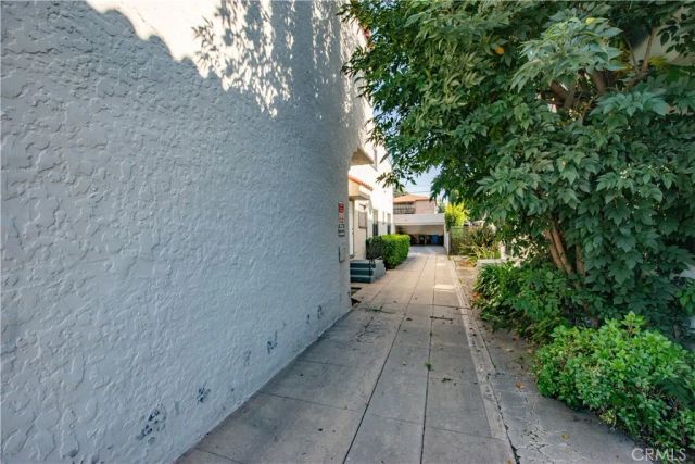 4218 S Harvard, Los Angeles, CA 90062
