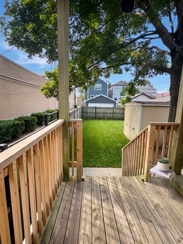 515 W 40th Place 1, Chicago, IL 60609