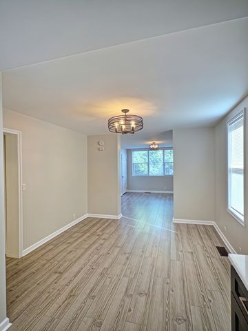 515 W 40th Place 1, Chicago, IL 60609