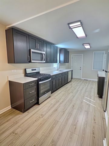 515 W 40th Place 1, Chicago, IL 60609