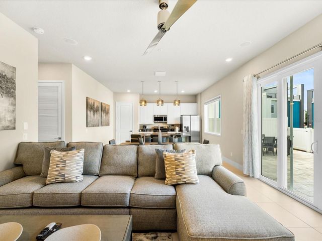 7740 SANDY RIDGE DRIVE 122, Kissimmee, FL 34747