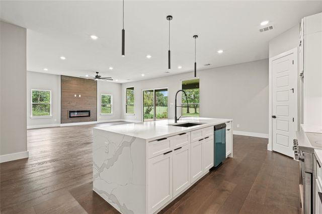38093 Misty Ridge Drive, Whitney, TX 76692