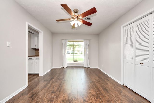 12623 New Kentucky Road, Cypress, TX 77429