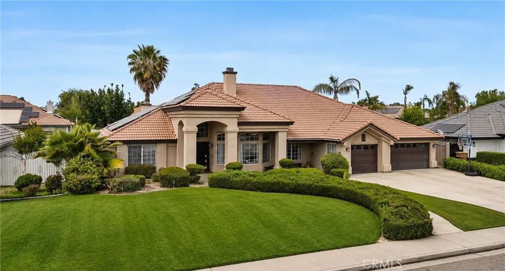 13206 Monarch Palm, Bakersfield, CA 93314