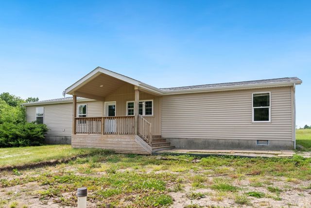 21630 Campbell Road, Spencerville, IN 46788