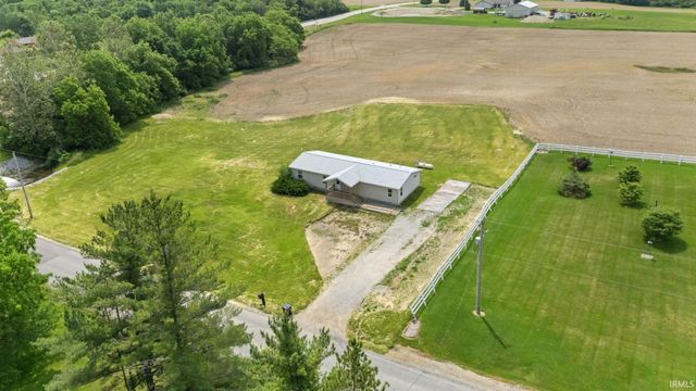 21630 Campbell Road, Spencerville, IN 46788