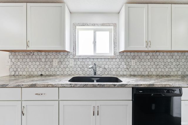 21630 Campbell Road, Spencerville, IN 46788