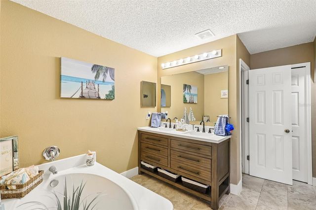 17 PINELL LANE, Palm Coast, FL 32164