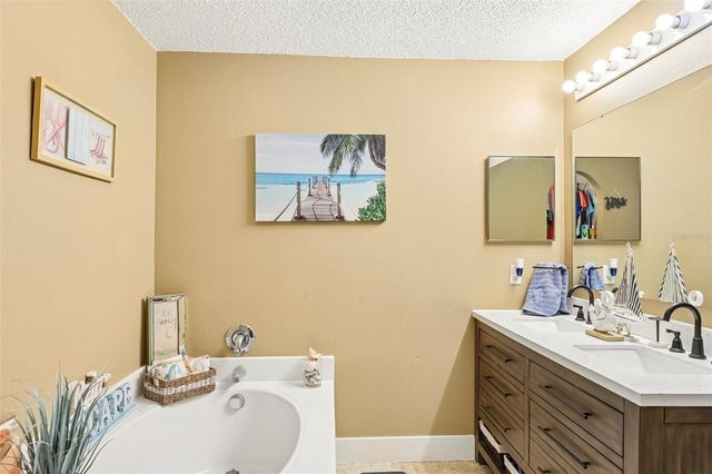 17 PINELL LANE, Palm Coast, FL 32164