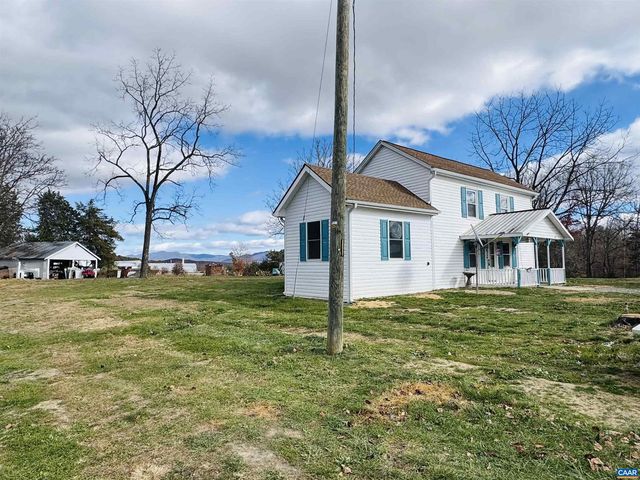 43 NISWANDER RD, Staunton, VA 24401