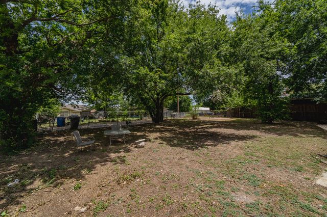 5928 Park Manor Drive, Dallas, TX 75241