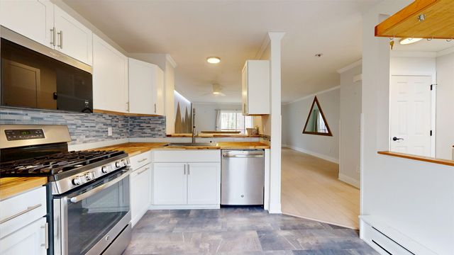 106 East Redrock Drive, Burlington, VT 05401