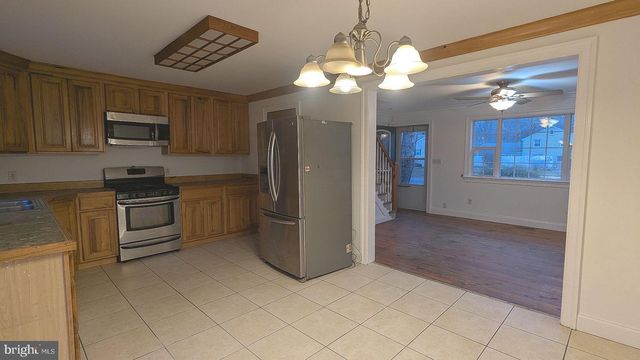 21 SYCAMORE RD, Pennsville, NJ 08070