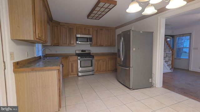 21 SYCAMORE RD, Pennsville, NJ 08070