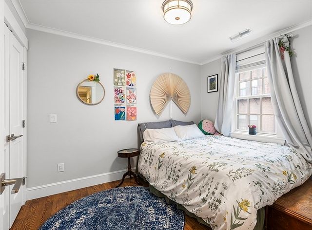 119 Highland Ave B, Somerville, MA 02143