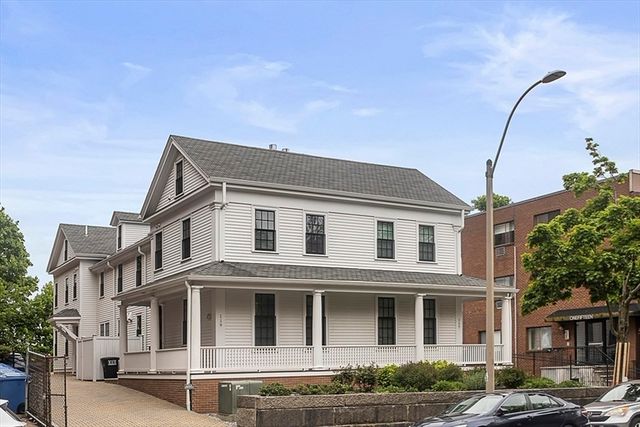 119 Highland Ave B, Somerville, MA 02143