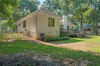 215 Clearview Circle, Mcdonough, GA 30253