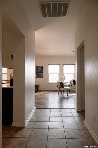 8202 Ruidosa Pass, Helotes, TX 78023