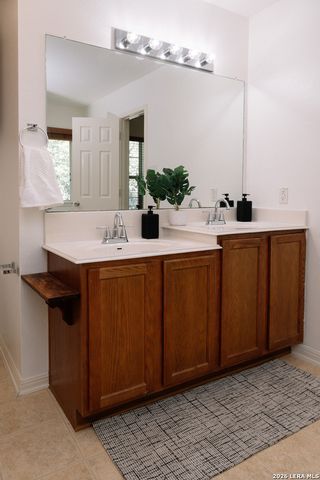 8202 Ruidosa Pass, Helotes, TX 78023