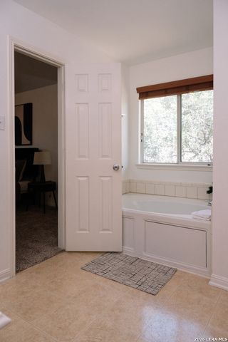 8202 Ruidosa Pass, Helotes, TX 78023