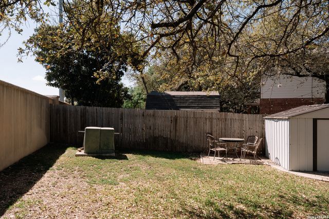 8202 Ruidosa Pass, Helotes, TX 78023