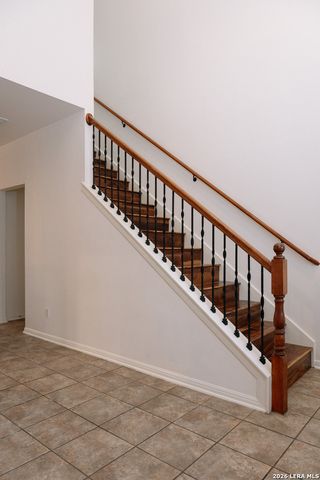 8202 Ruidosa Pass, Helotes, TX 78023