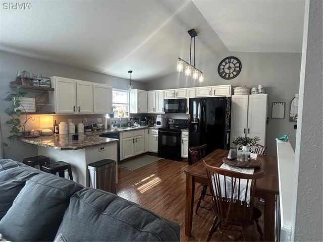 1736 12 Oaks Place, Pevely, MO 63070