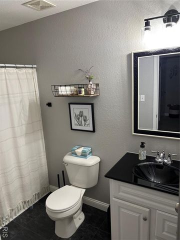 1736 12 Oaks Place, Pevely, MO 63070