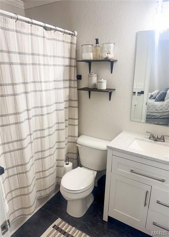 1736 12 Oaks Place, Pevely, MO 63070