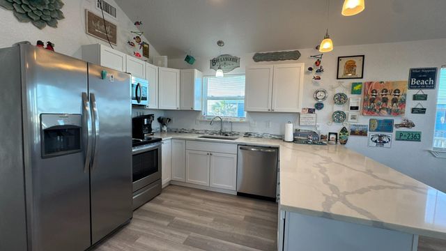 317 Olive Street, Surfside Beach, TX 77541