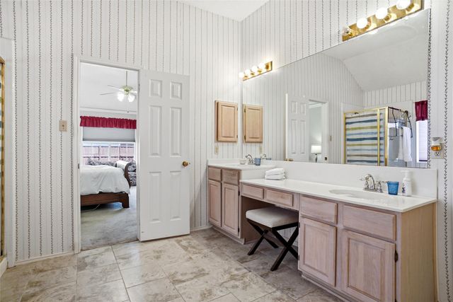 1704 Shadow Creek, Mesquite, TX 75181