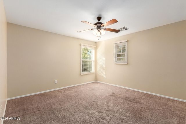 2343 E SUNLAND Avenue, Phoenix, AZ 85040