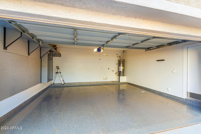 2343 E SUNLAND Avenue, Phoenix, AZ 85040