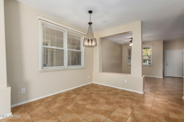 2343 E SUNLAND Avenue, Phoenix, AZ 85040