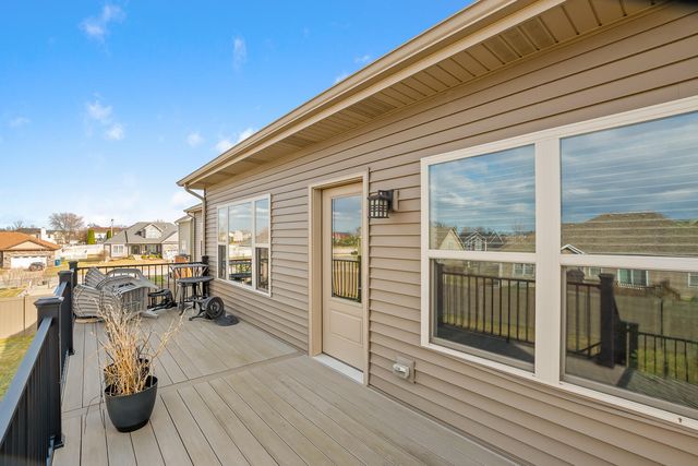 1430 Tate Drive, Schererville, IN 46375