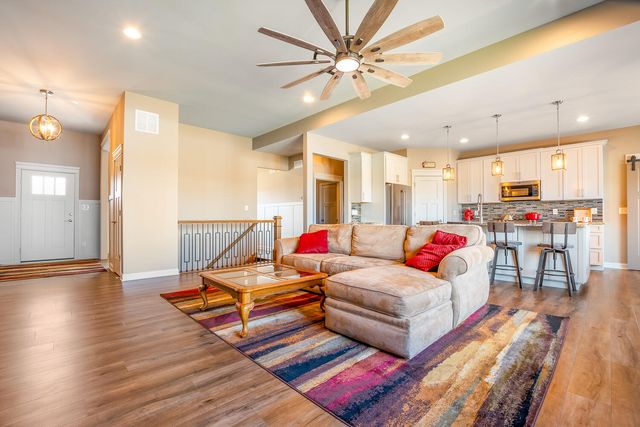 1430 Tate Drive, Schererville, IN 46375