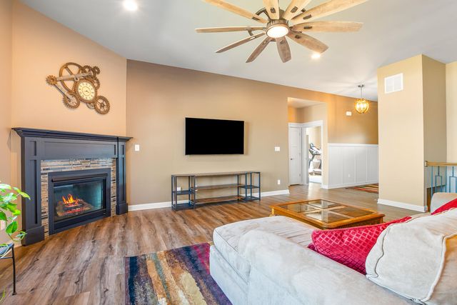 1430 Tate Drive, Schererville, IN 46375