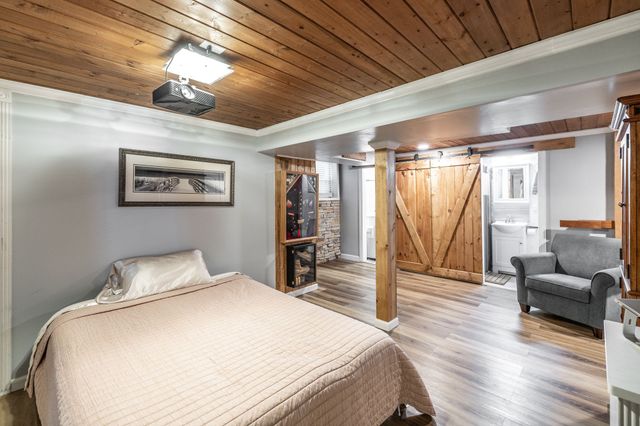 107 Lynn Dr, Hendersonville, TN 37075