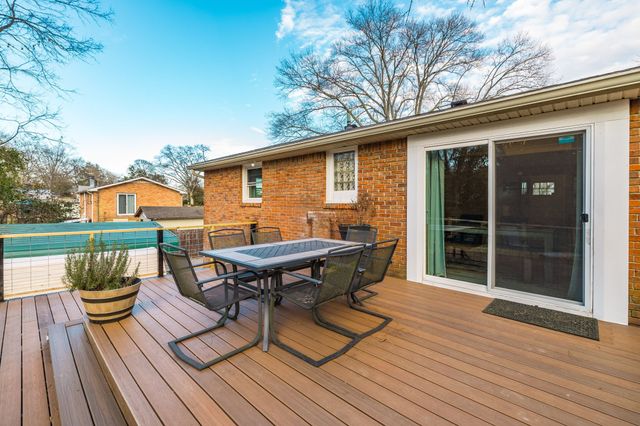 107 Lynn Dr, Hendersonville, TN 37075