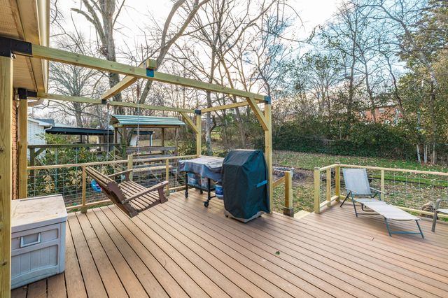 107 Lynn Dr, Hendersonville, TN 37075